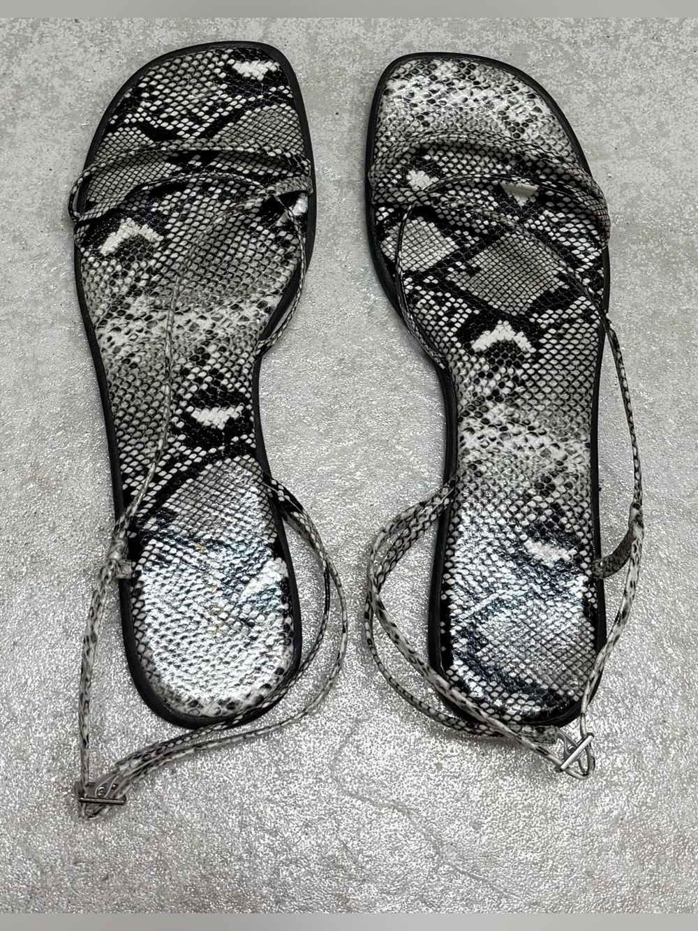 Old Navy Black & White Snake-Print Strappy Sandals